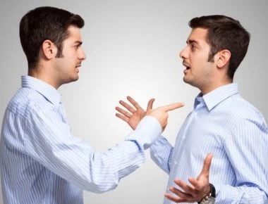 Μιλάτε συχνά στον εαυτό σας; Δείτε τι λένε οι ψυχολόγοι γι’ αυτό